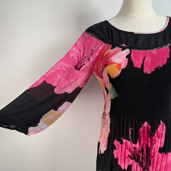Melissa Paige Pleated Floral Bell Sleeve Blouse Small - Picture 4 of 8
